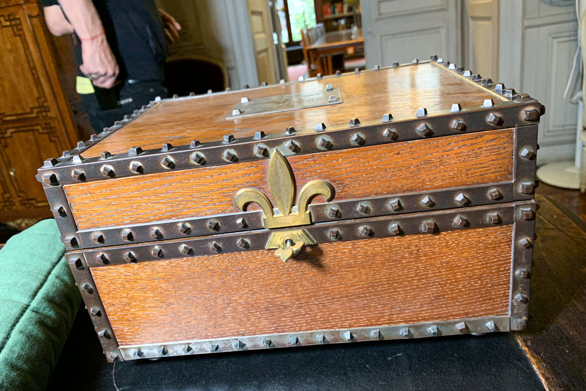 The wooden case containing the  Psalter of Blanche of Castile