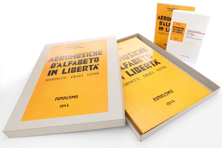 An image of the book set "ALPHABET AEROMUSICS IN FREEDOM"