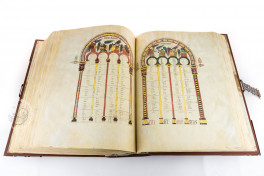 Visigothic-Mozarabic Bible of St. Isidore Facsimile Edition